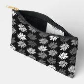 Elder Leaf Pattern Black White Grey Etui (Open)