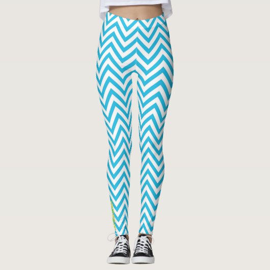 Electric Tide: Blue & White Chevron Leggings (Voorkant)