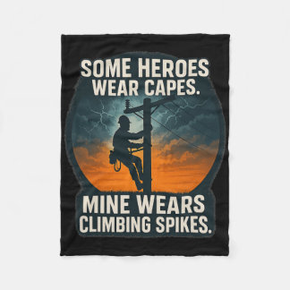 Electrician Lineworker Pride Climbing Spikes Desig Fleece Deken