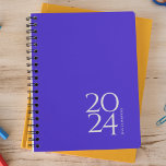Électrique bleu personnel hebdomadaire<br><div class="desc">Simple papeterie personnelle planificateur annuel avec couvercle bleu électrique. Planificateur annuel (12 mois) avec des aperçus mensuels ouverts et des feuilles de planification hebdomadaires. Contact pour assistance à la personnalisation.</div>