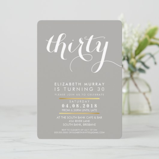 ELEGANT 30E anniversaire INVITATION script gris (Debout devant)