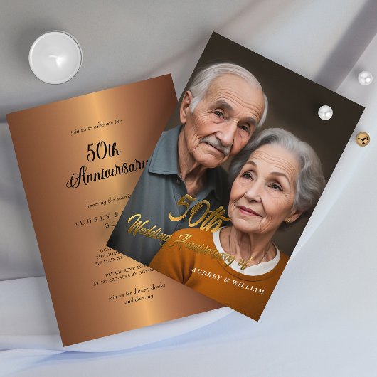 Elegant 50e bruiloft Jubileum: 3D Gold Script Kaart