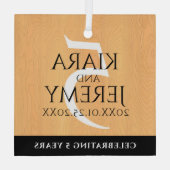 Elegant 5th Wood Wedding Jubileum Celebration Glas Ornament (Achterkant)