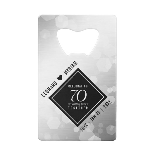 Elegant 70th Platinum Wedding Jubileum Kredietkaart Flessenopener (Achterkant)