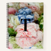 Elegant Aangepast Initiaal Letter T Rozen Monogram Notitieboek (Voorkant)