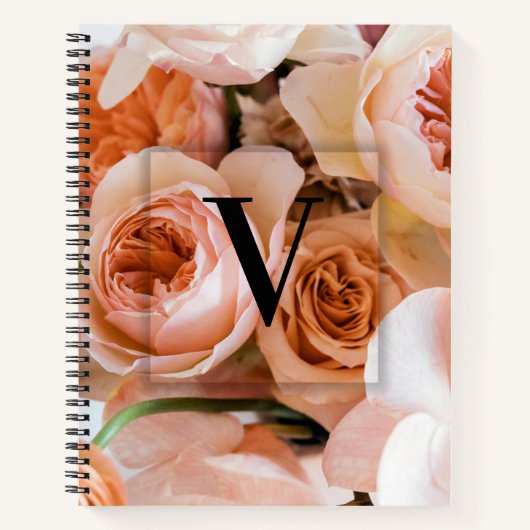 Elegant Aangepast Initiaal Letter V Rozen Monogram Notitieboek (Voorkant)