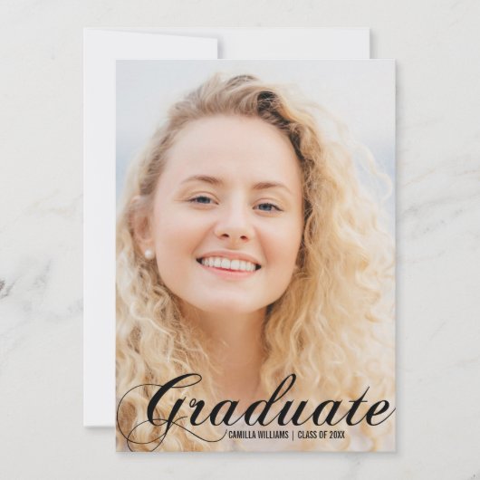 Elegant Afstuderen zwart bloeiend script Afstudere Aankondiging (Voorkant)