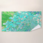 Elegant Aqua et Vert Limelight Hydrangea Détail (Serviette de bain)
