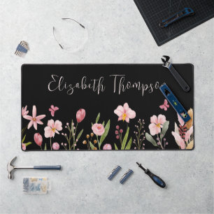 Elégant Aquarelle Fleurs Girly Script Nom Noir