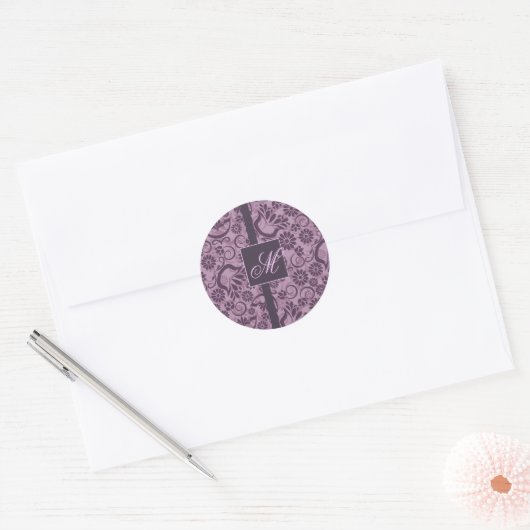 Élégant autocollant violet avec Monogramme (Enveloppe)