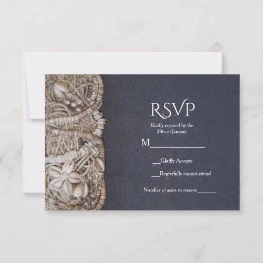 Elegant Beach Puka Shells Wedding RSVP Kaart (Voorkant)