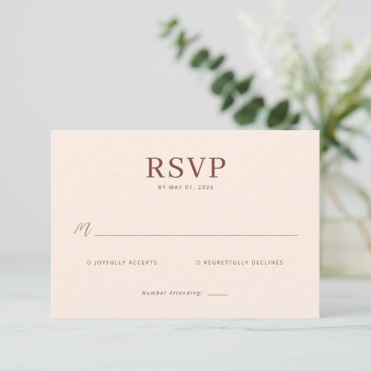 Elegant Beige Calligraphy RSVP (Debout devant)