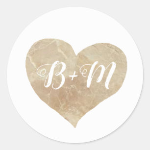 elegant beige marmer hart met monogram ronde sticker
