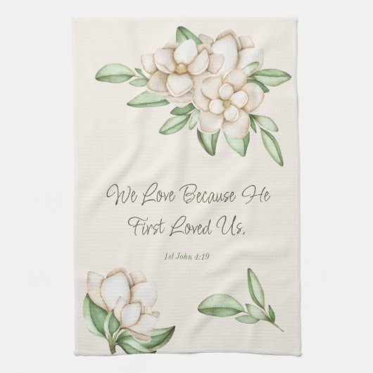 Elegant Bijbel Verse Botanische Magnolia Script Theedoek (Verticaal)