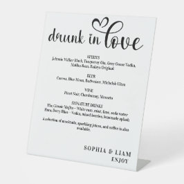 Elegant Black and White Drunk in Love Wedding Menu Reclamebord Met Voetstuk