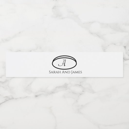Elegant Black and White Monogram Wedding Waterfles Etiket (Enkel label)