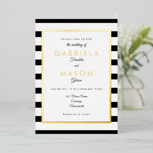 Elegant Black and White Stripe Weddenschap Gold Folie Uitnodiging (Staand Voorkant)