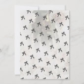 Élégant Black Bow Graduation Party Invitation (Dos)