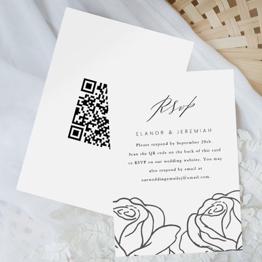 Elegant Black Floral Wedding RSVP met QR-code Kaartje