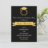 Elégant Black & Gold 2025 Graduation Invitation (Debout devant)