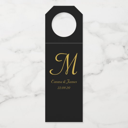 Elegant Black & Gold Monogram Weddenschap Aangepas Flessenhanger (Voorkant)