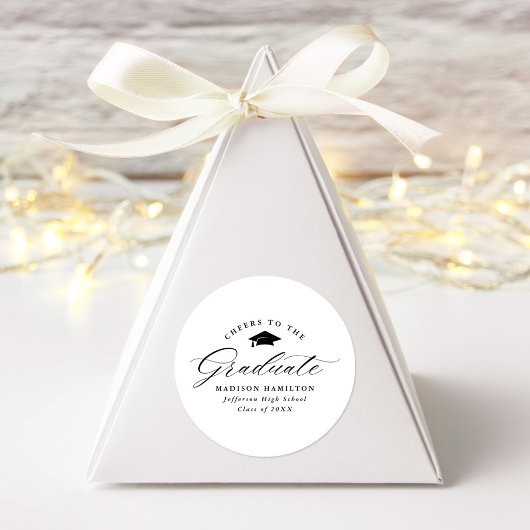 Elegant Black Script Cheers naar de Afstuderen Ronde Sticker