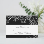 Elegant Black Tuxedo Bright White Wreath Wedding RSVP Kaartje (Staand voorkant)