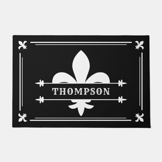 Elegant Black White Fleur de Lis Custom Name Deurmat (Voorkant)
