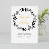 Elegant Black White Gold Floral Wreath Wedding Folie Uitnodiging (Staand Voorkant)