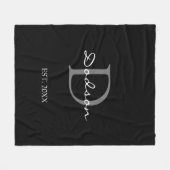 Elegant Black White Script Monogram Name Fleece Deken (Voorkant (Horizontaal))