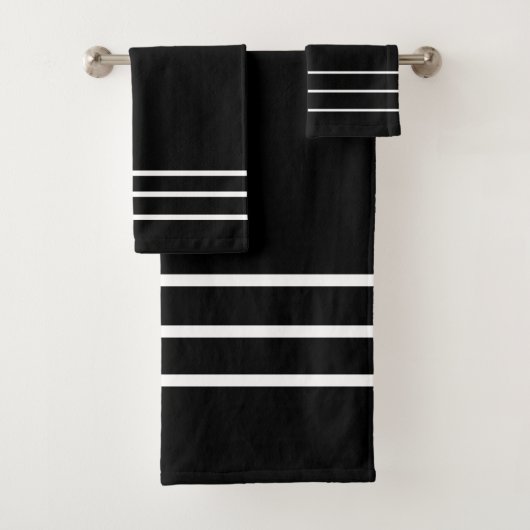Elegant Black White Striped Bathroom Decor Bad Handdoek (Insitu)