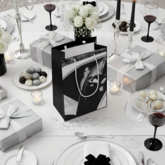 Elegant Black & White Wedding Gift Bag Medium Cadeauzakje
