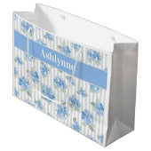Elegant Blau Hortensia Patroon Grijze Streep Naam Groot Cadeauzakje (Voorkant Gekanteld)