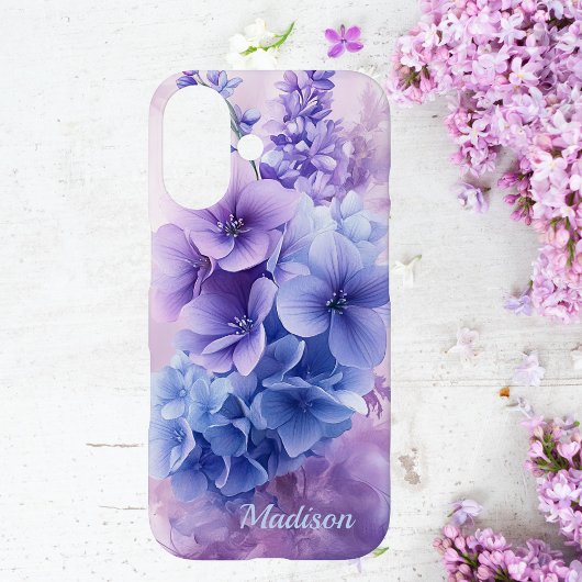 Élégant bleu et violet floral iPhone 16 Coque