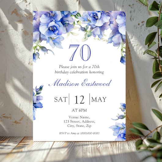 Elégant bleu floral 70e anniversaire Invitation