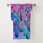 Élégant bleu foncé et lumière magenta Hydrangea (En situation)