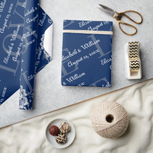 Elegant Bloemen Kant op Marine Blauw Bruiloft Cadeaupapier