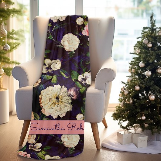 Elegant bloemenroze bloemblaadjes blauw monogram Fleece Deken