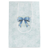 Elegant Blue Bow Engagement Party Invitation Medium Cadeauzakje (Achterkant)