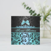 Elégant Blue Bow Sweet 16e anniversaire Invitation (Debout devant)