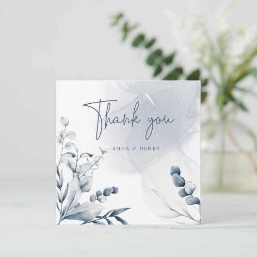 Elegant Blue Grey Foliage Wedding Bedankkaart (Staand voorkant)