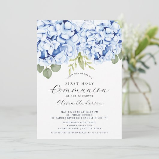 Elégant Blue Hydrangea First Communion Invitation (Debout devant)