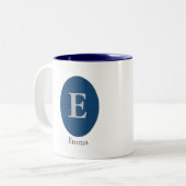 Elegant Blue Personalized Monogram Tweekleurige Koffiemok (Voorkant links)