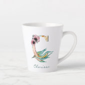 Elegant Blush Floral C Waterverf Foliage Monogram Latte Mok (Rechts)