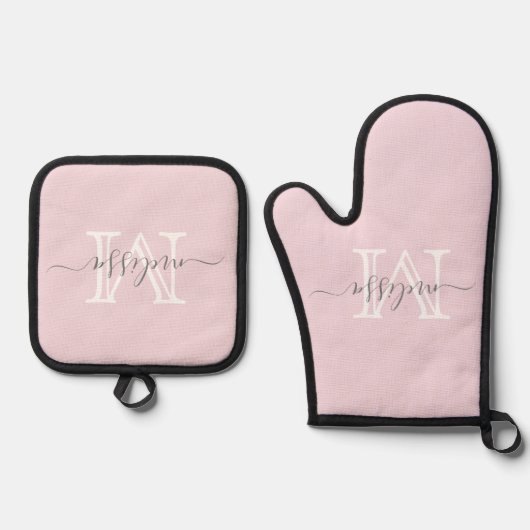 Elegant Blush Pink Minimale naam en Monogram Ovenwant & Pannenlap Set (Voorkant)