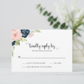 Elegant Blush Pink Navy Blue Floral Wedding RSVP Kaartje (Staand voorkant)