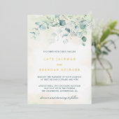 Elegant Botanical Greenery Eucalyptus Wedding Gold Folie Uitnodiging (Staand Voorkant)