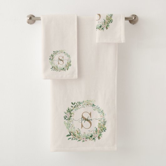 Elegant Botanical Monogram Towel with Custom Name (En situation)
