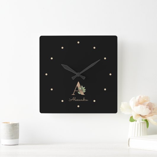 Elegant Botanisch Monogram Letter A Vierkante Klok (Huis)