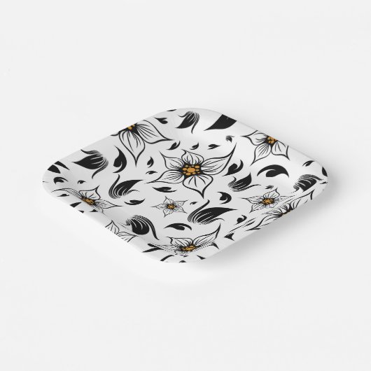 Elegant Botanisch Zwart-Wit Bloempatroon Papieren Bordje (Gebogen)
